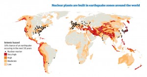 ［地図 : 地震発生区域に立地する世界の原発］