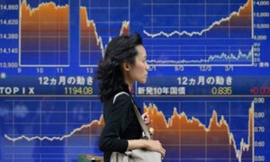 ５月23日、中国の景況指標の予想外の低落を受け、日本の株価が急落しました。