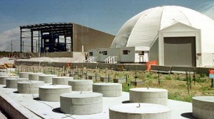 ロス・アラモス研究所内の低レベル放射性廃棄物の格納施設